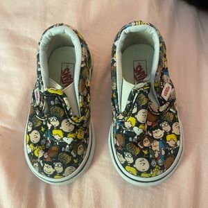 Toddler’s Vans sneakers